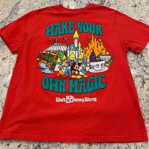 Disney Make Your Own Magic Walt Disney World Tee Size XL